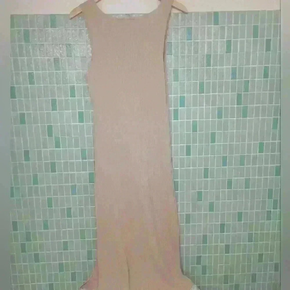 MOD REF Plus Size Sleeveless Tan Nude Stretchy Ribbed Long Dress With Slit - Picture 15 of 16